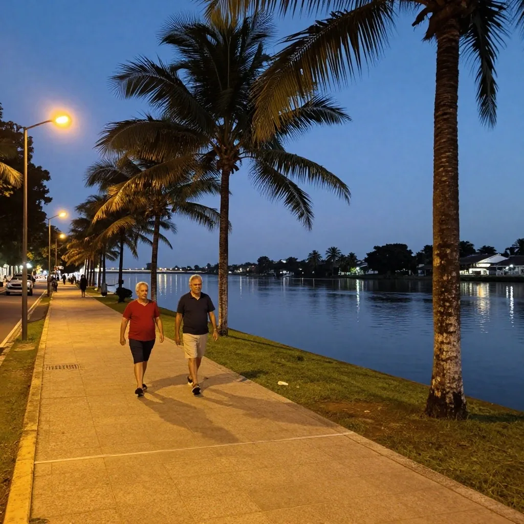 Costanera de Posadas al atardecer